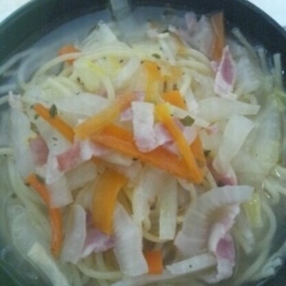 普通のパスタで作ってみました。おいしく野菜もたっぷりいただけていいですね